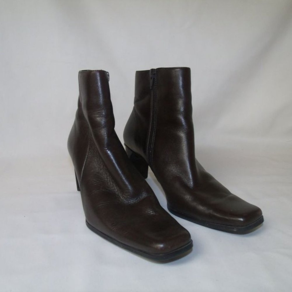 White Mt. Zip up Ankle Boot